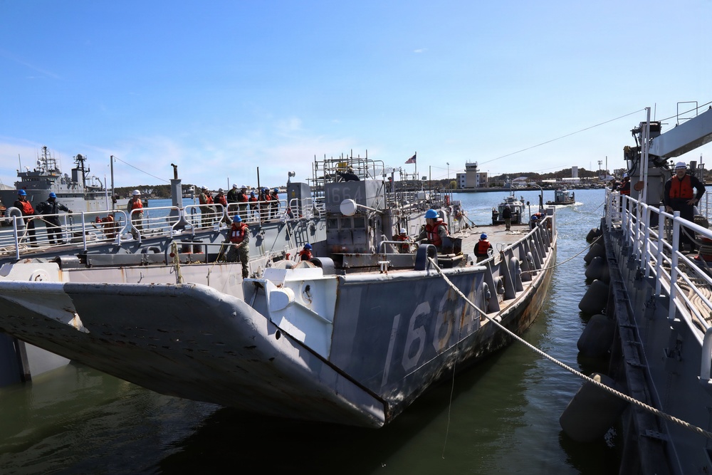 Dynamic (AFDL 6) Docks Landing Craft Unit