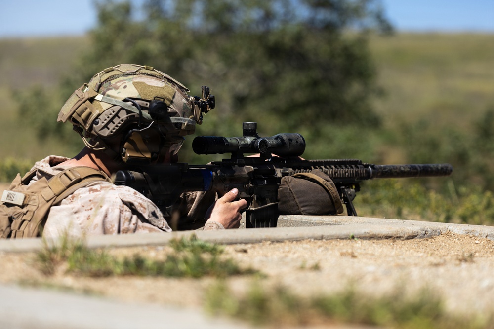 U.S. Marines with 1st MARDIV hold annual squad competition