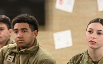 ISU Air Force ROTC cadets tour the 185th ARW