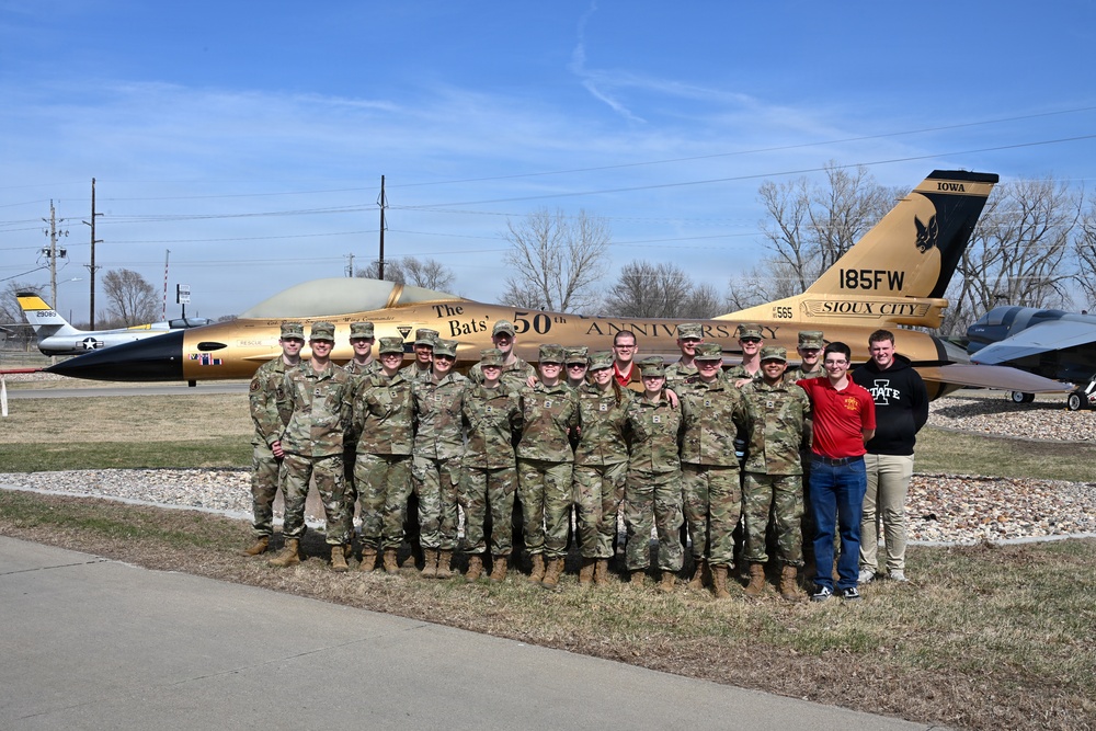 ISU Air Force ROTC cadets visit 185th ARW
