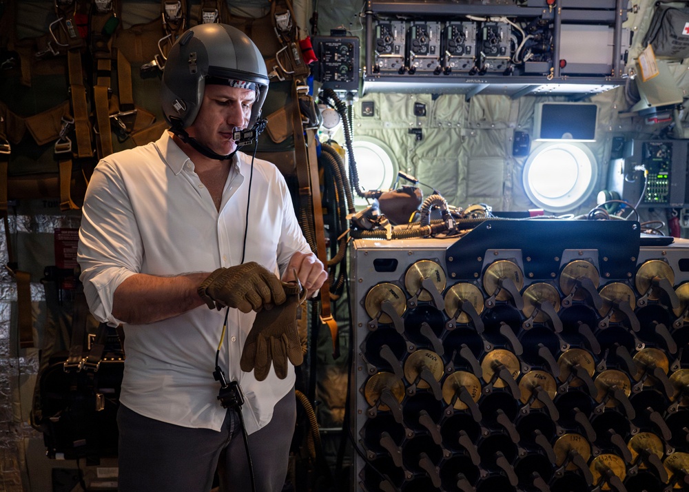 ASW(SO/LIC) and SOCOM SEL visit Hurlburt Field for AFSOC Immersion