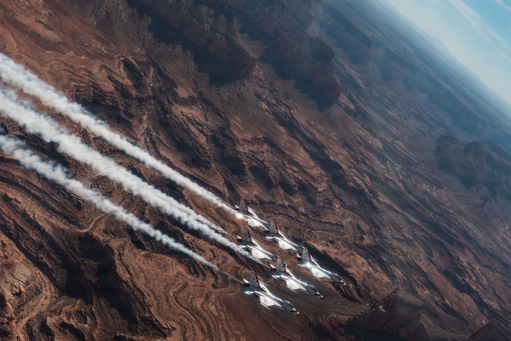 Thunderbirds fly over Grand Canyon National Park
