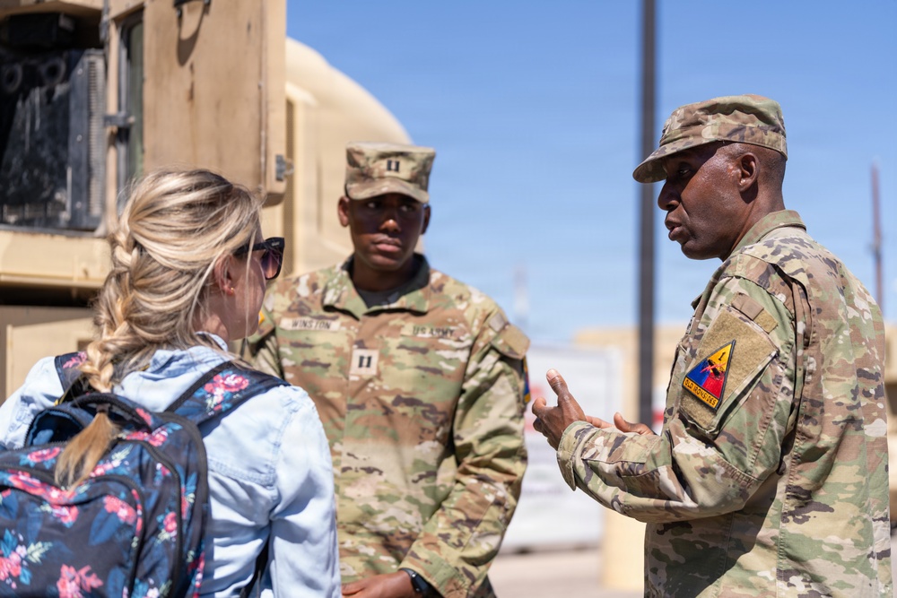 The 1AD DSB hold a tour of the SMART Motor Pool and Iron Foundry