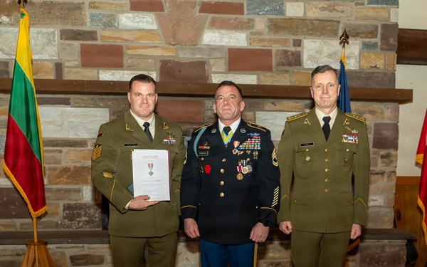 Sgt. 1st Class Thompson retires after 26 years of service