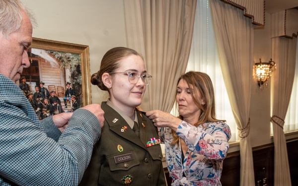 Staff Sgt. direct commissions into Army public affairs branch