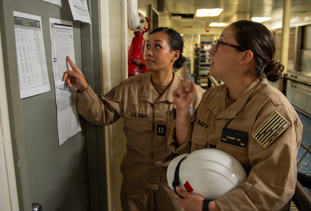 Junior officers receive first-of-its-kind maintenance availability training