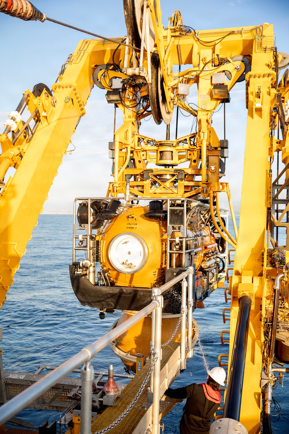 Undersea Rescue Command Conducts Manned Dive Event at Sea