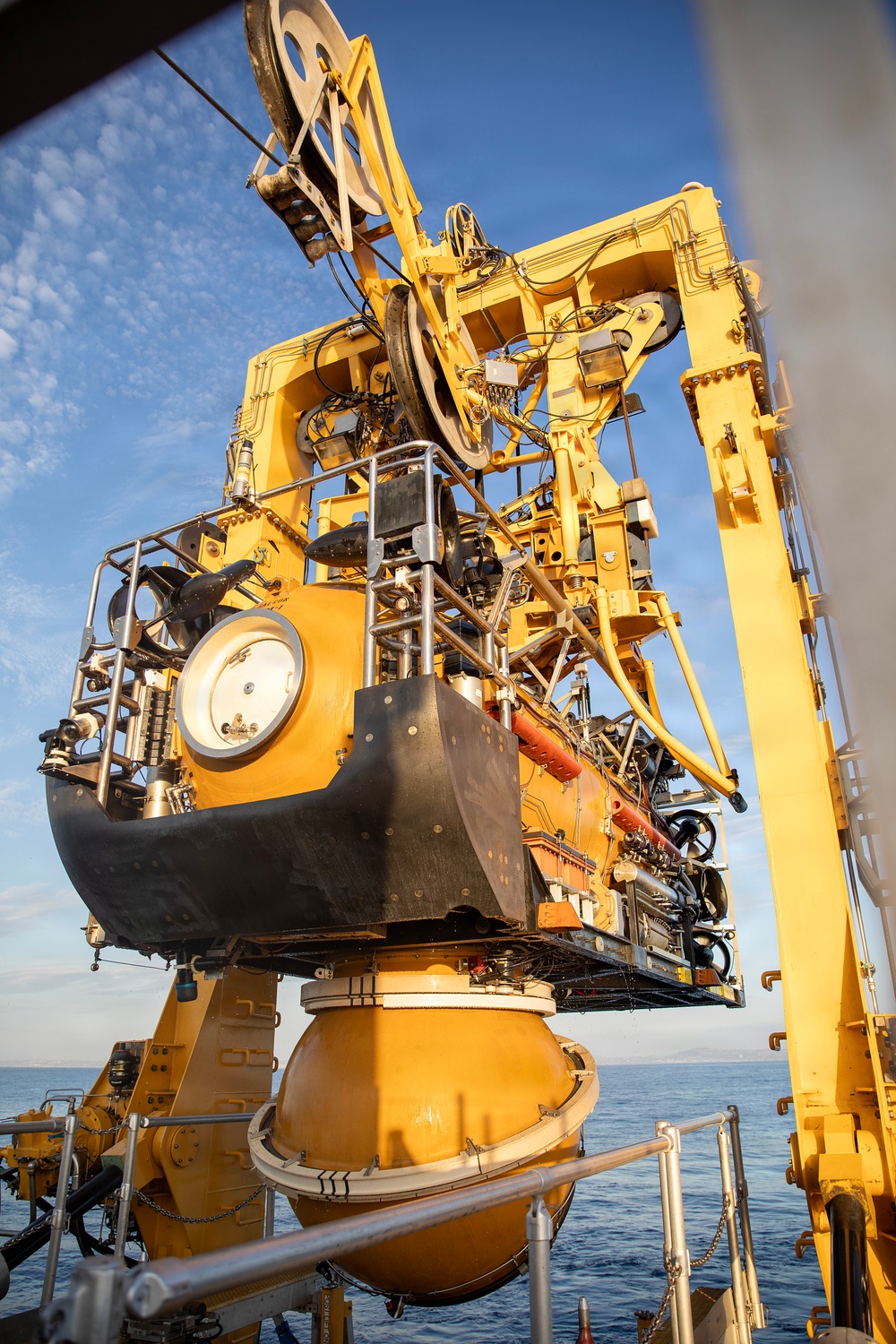 Undersea Rescue Command Conducts Manned Dive Event at Sea