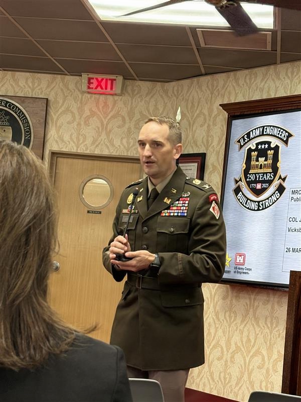 MVK District Commander at MRC Meeting