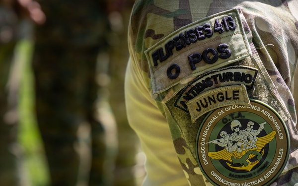 Jungle Operations Training Course - Panama 26-04: Graduation &amp;#xA;&amp;#xA;