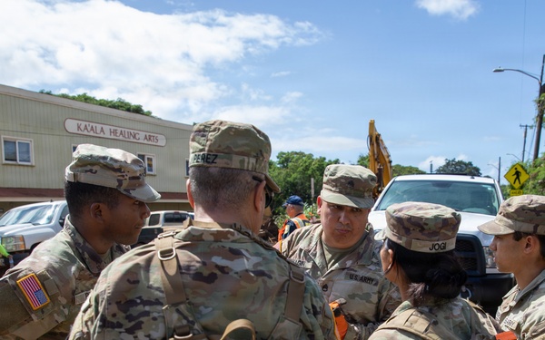 Hawaii National Guard assists Waialua residents with debris removal, water distribution