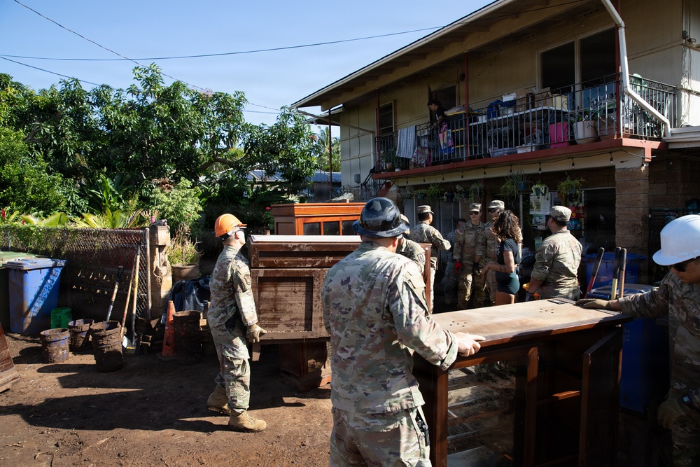 Hawaii National Guard continues relief efforts after record Waialua flooding