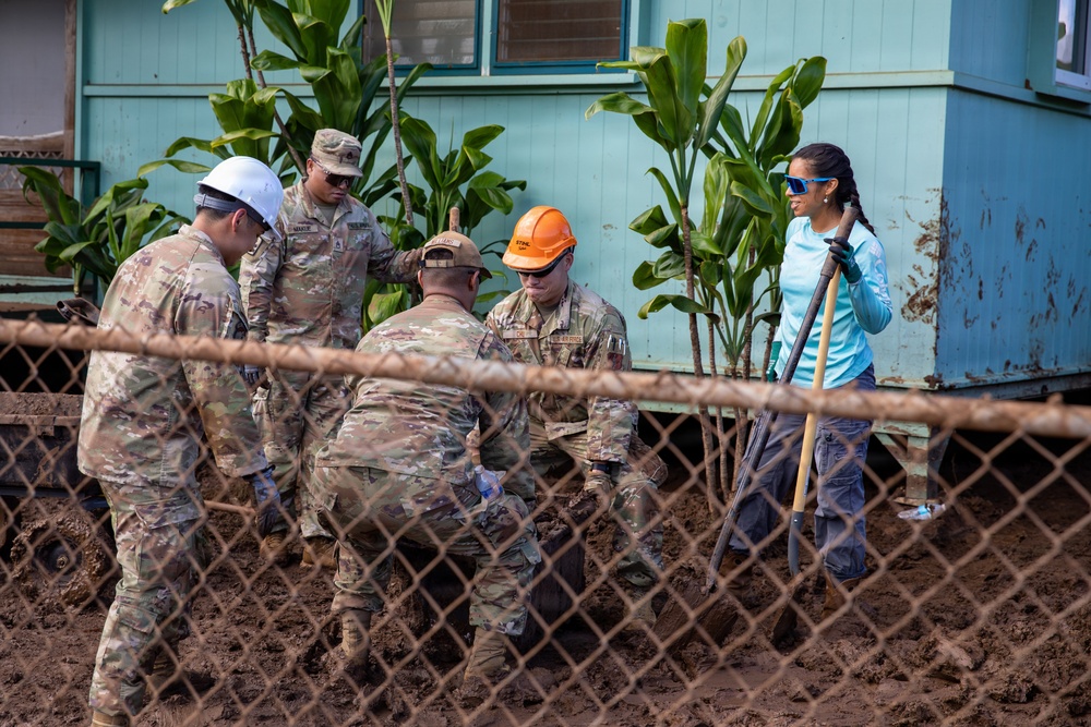 Hawaii National Guard continues relief efforts after record Waialua flooding