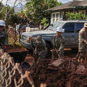 Hawaii National Guard continues relief efforts after record Waialua flooding