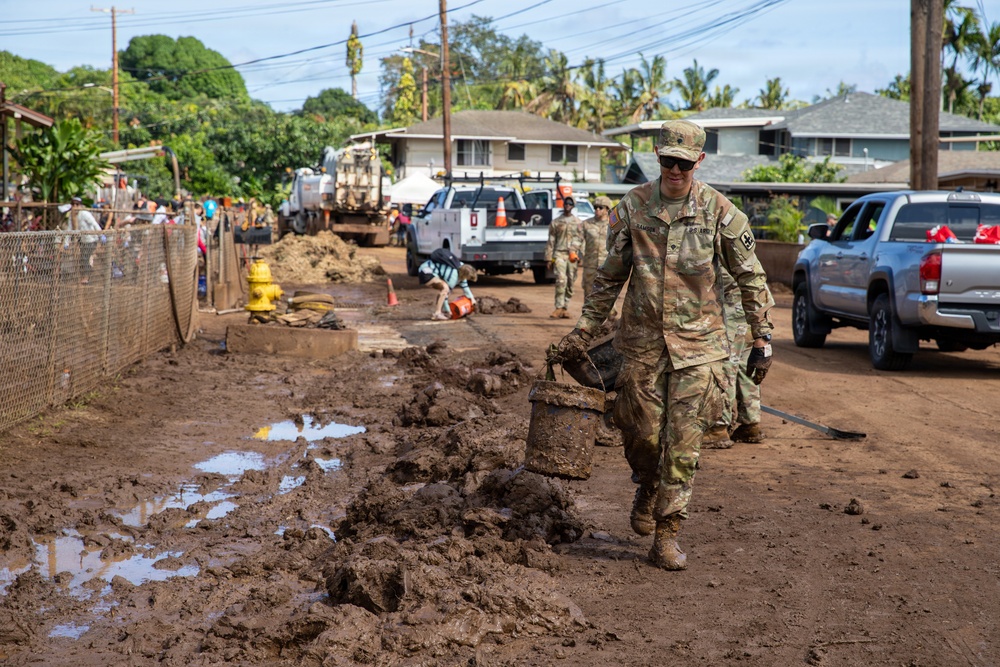 Hawaii National Guard continues relief efforts after record Waialua flooding