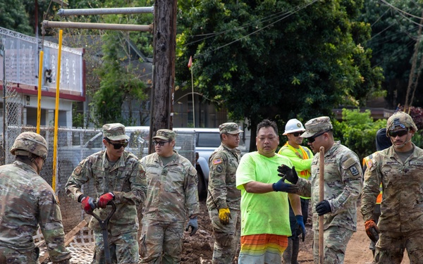 Hawaii National Guard continues relief efforts after record Waialua flooding