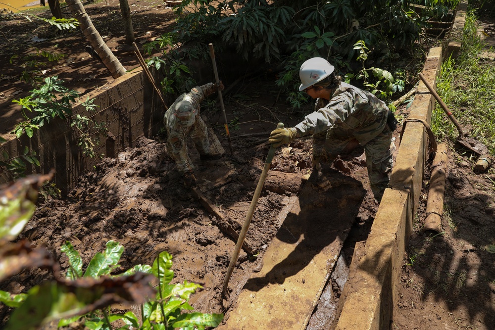Hawaii National Guard continues relief efforts after record Waialua flooding