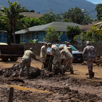 Hawaii National Guard continues relief efforts after record Waialua flooding