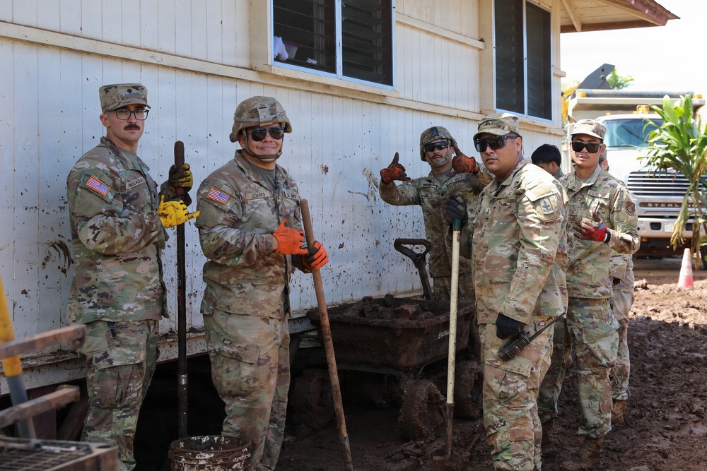 Hawaii National Guard continues relief efforts after record Waialua flooding