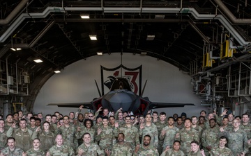 F35A Lightning IIs arrive at Misawa Air Base