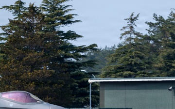 F-35A Lightning IIs arrive at Misawa Air Base