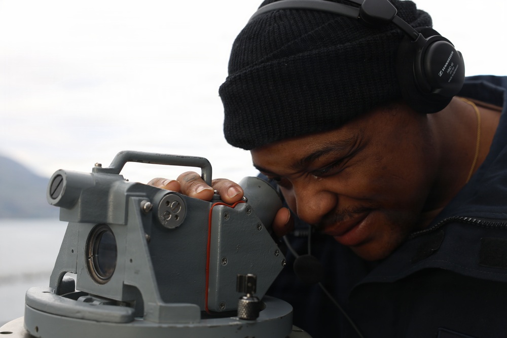 USS Thomas Hudner (DDG 116) Departs Souda Bay, Greece
