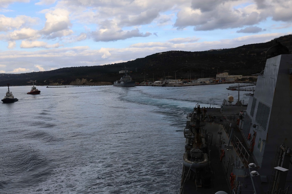 USS Thomas Hudner (DDG 116) Departs Souda Bay, Greece