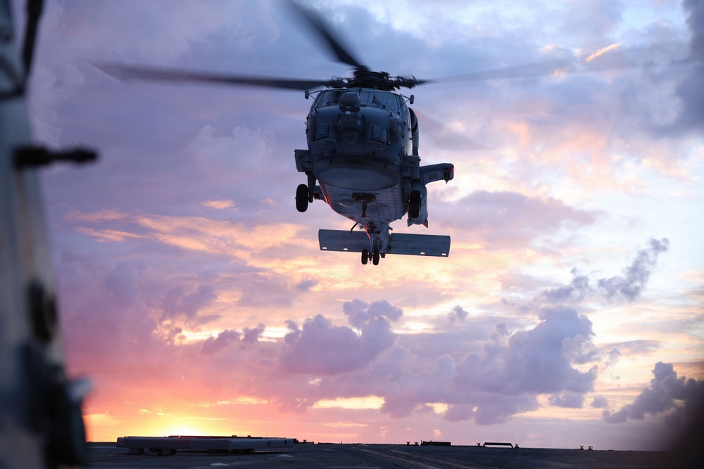 USS Thomas Hudner (DDG 116) Conducts Flight Operations