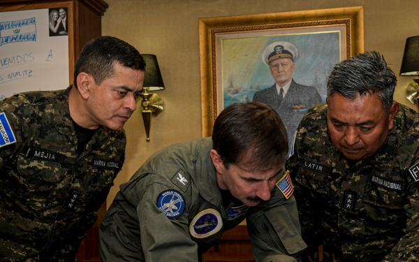 Nimitz Welcomes Distinguished Visitors from El Salvador Guests