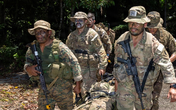 Jungle Operations Training Course - Panama 26-04: Green Mile