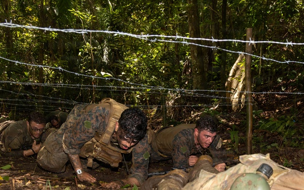 Jungle Operations Training Course - Panama 26-04: Green Mile