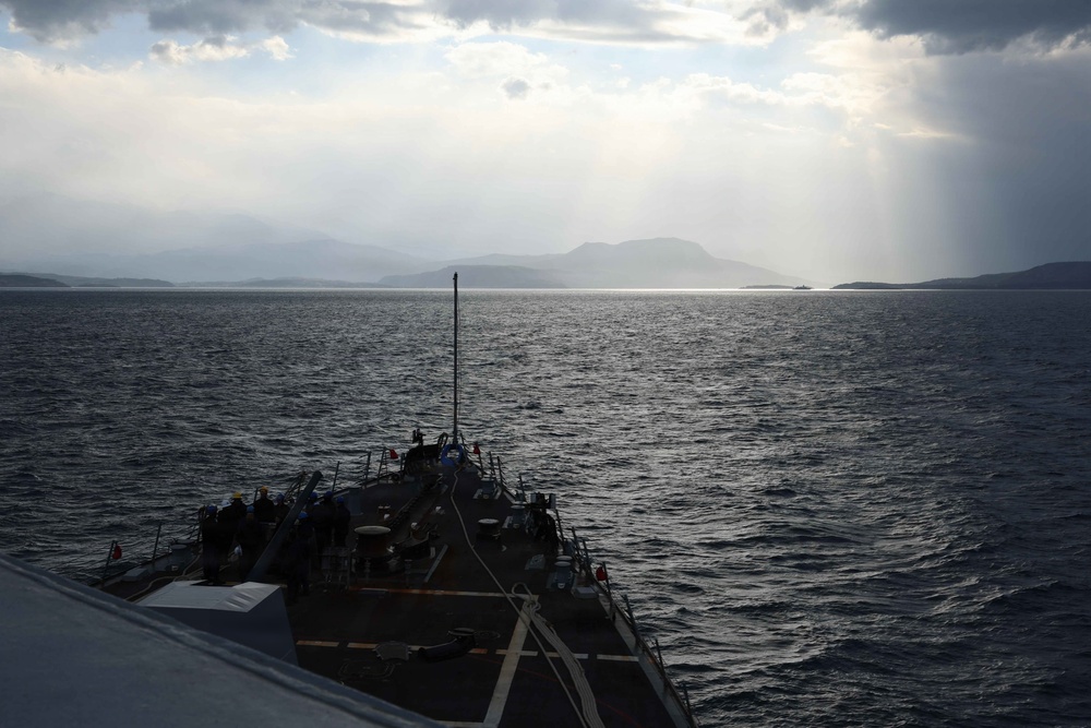 USS Thomas Hudner (DDG 116) Arrives in Souda Bay, Greece March 27, 2026.
