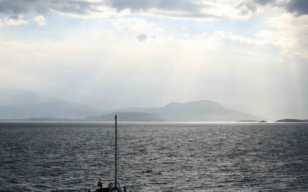 USS Thomas Hudner (DDG 116) Arrives in Souda Bay, Greece March 27, 2026.