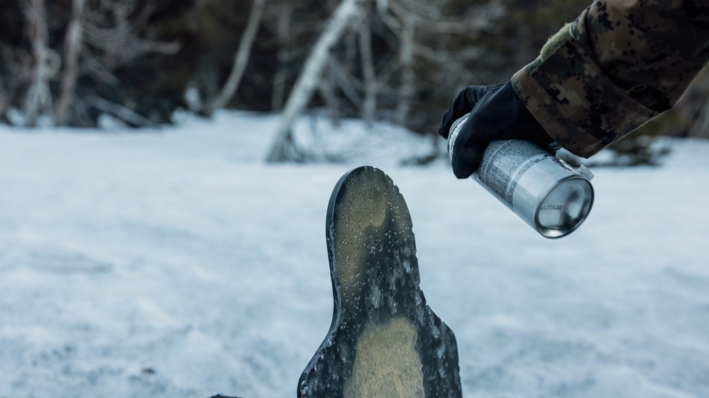 MTX 2-26: Alpha Company, 1st Battalion, 2nd Marine Regiment live-fire unknown distance range