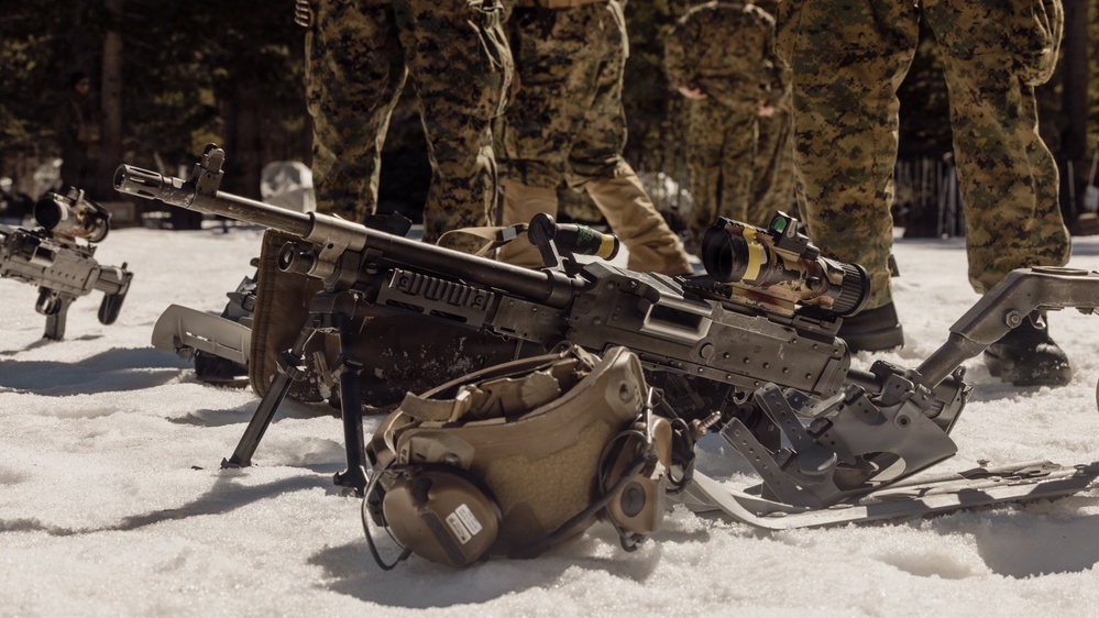 MTX 2-26: Alpha Company, 1st Battalion, 2nd Marine Regiment live-fire unknown distance range