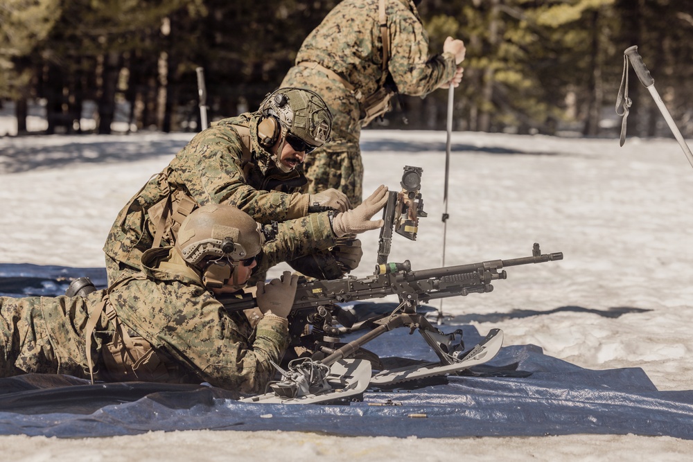 MTX 2-26: Alpha Company, 1st Battalion, 2nd Marine Regiment live-fire unknown distance range