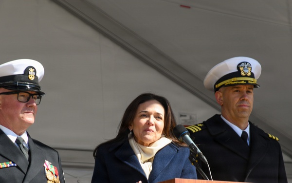 USS Massachusetts (SSN 798) is Commissioned in Boston