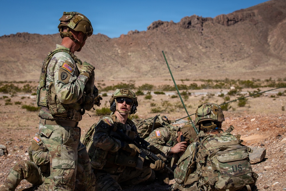 Task Force Seminole soldiers conduct combined arms live-fire exercise at Fort Bliss