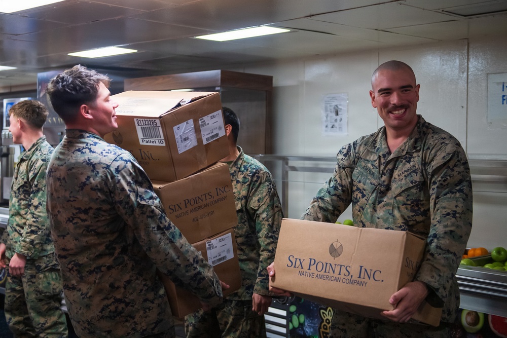 USS Boxer, USNS Patuxent Conduct RAS