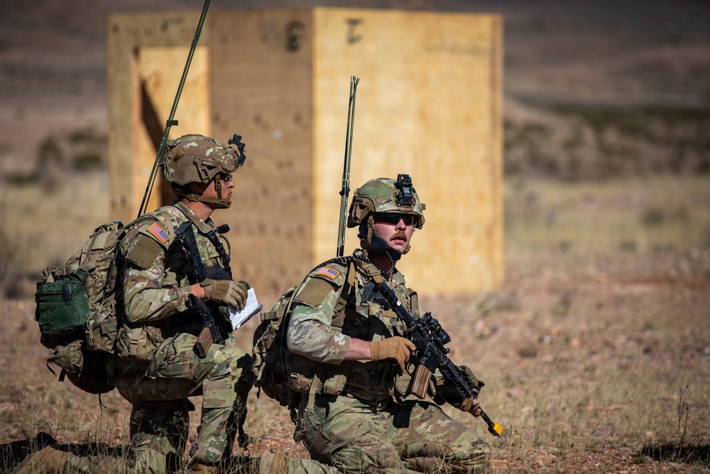 Task Force Seminole soldiers conduct combined arms live-fire exercise at Fort Bliss