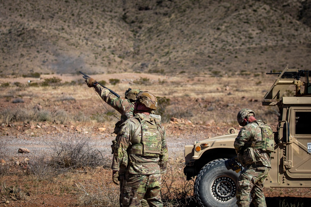Task Force Seminole soldiers conduct combined arms live-fire exercise at Fort Bliss