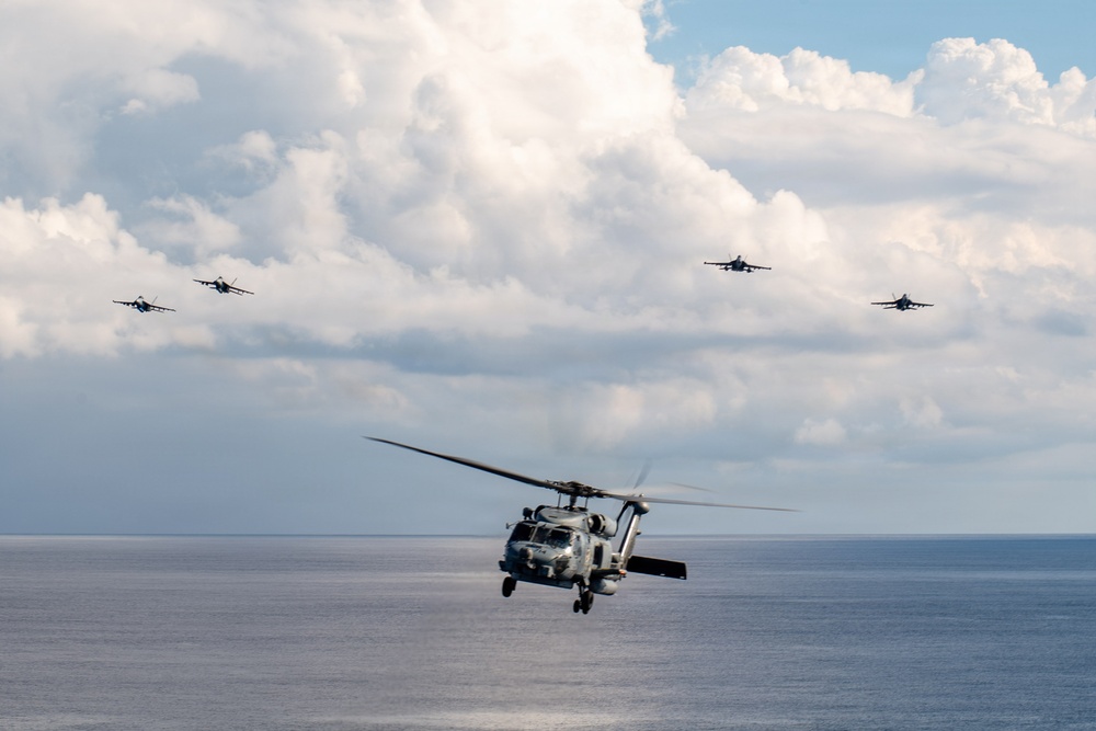 Nimitz Carrier Airwing (CVW 17) Change of Command