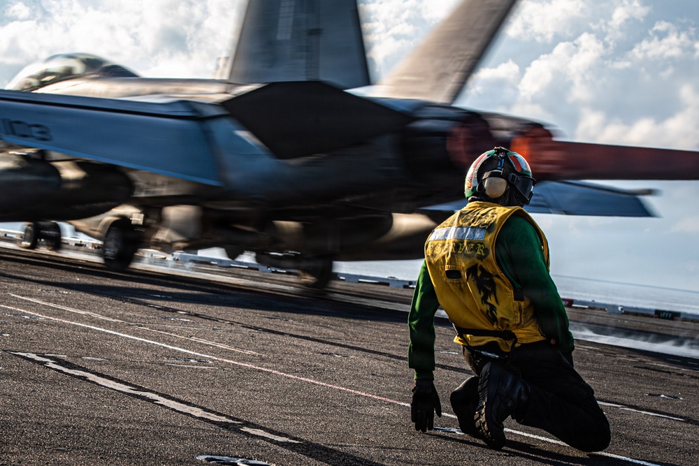 Nimitz Carrier Airwing (CVW 17) Change of Command