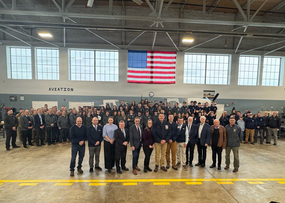 Former member of the 104th Fighter Wing honored as the FAA Northeast Instructor of the Year