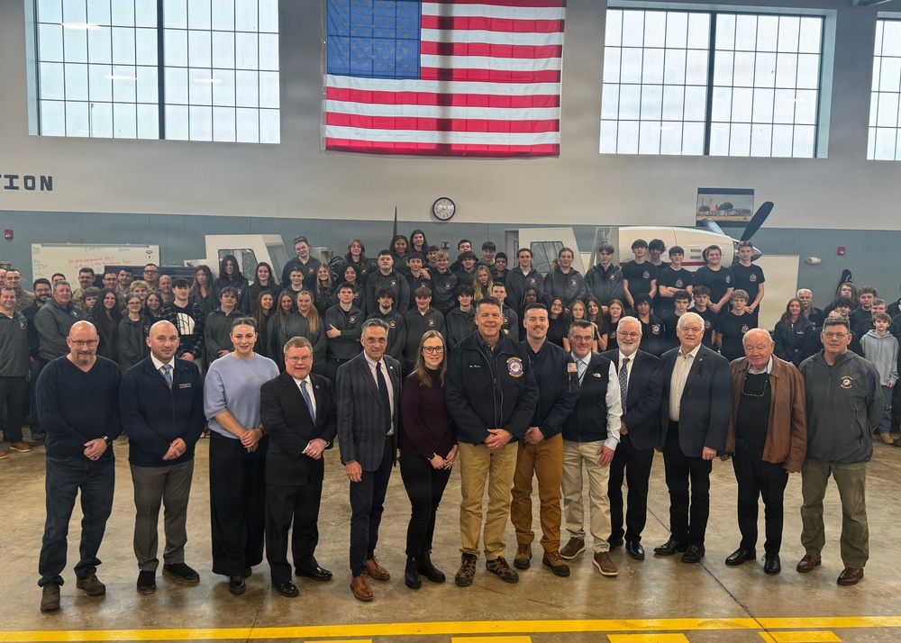 Former member of the 104th Fighter Wing honored as the FAA Northeast Instructor of the Year