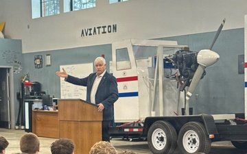 Former member of the 104th Fighter Wing honored as the FAA Northeast Instructor of the Year