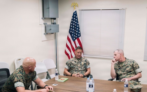 38th Assistant Commandant of the Marine Corps Visits MRF-SEA Leaders in the Philippines