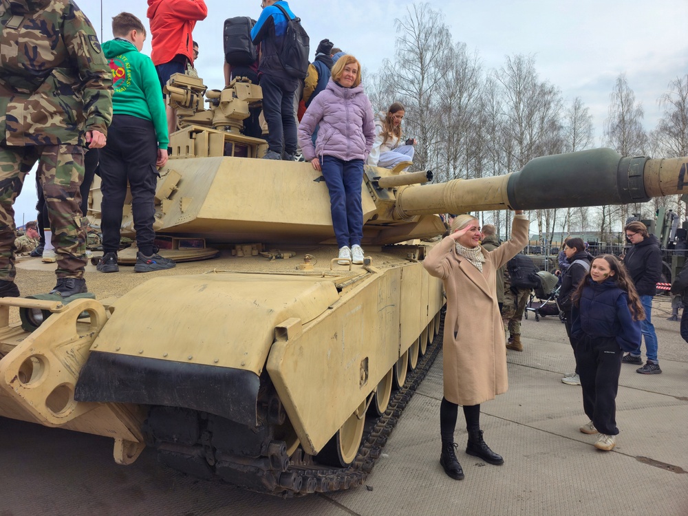 Crowds enjoy military displays at Runway Run 26