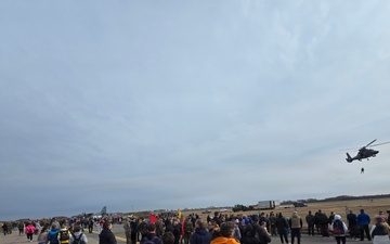 Lithuanian Forces SAR demonstration at Runway Run '26