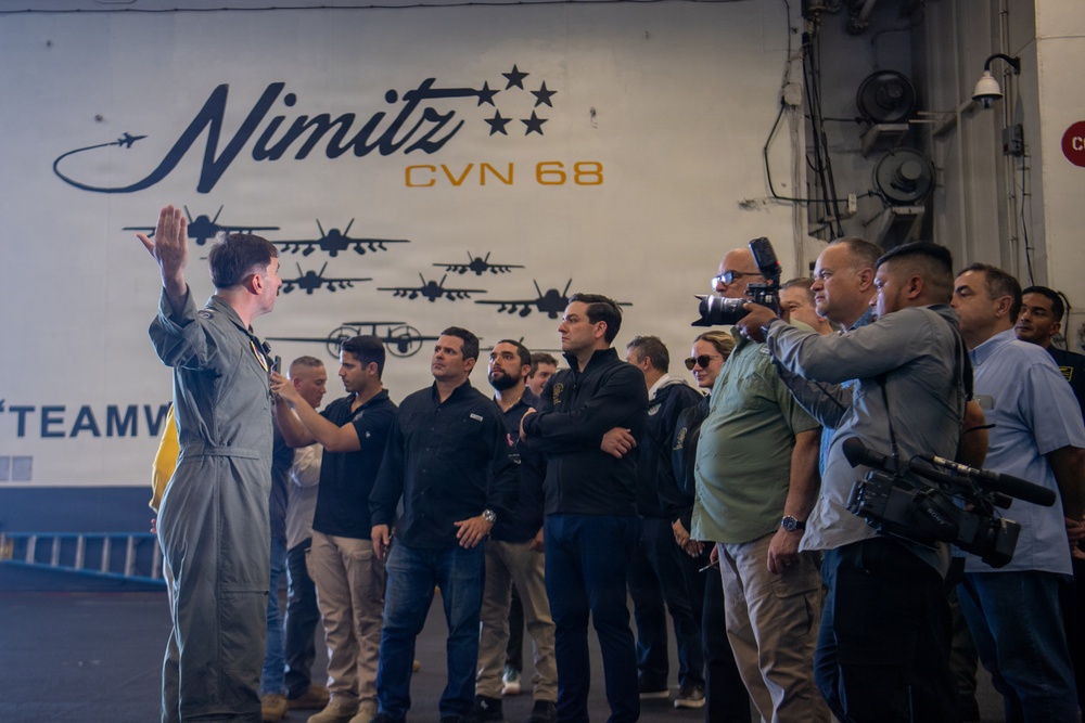 Panamanian Distinguished Visitors Visit USS Nimitz